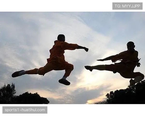 博洛尼亚重拾荣光：前锋无私助攻展现团队精神成未来关键